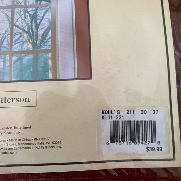 New Luxury Collection Window Valance Patterson Dark Red Floral Print 84” x 15" - Picture 6 of 9